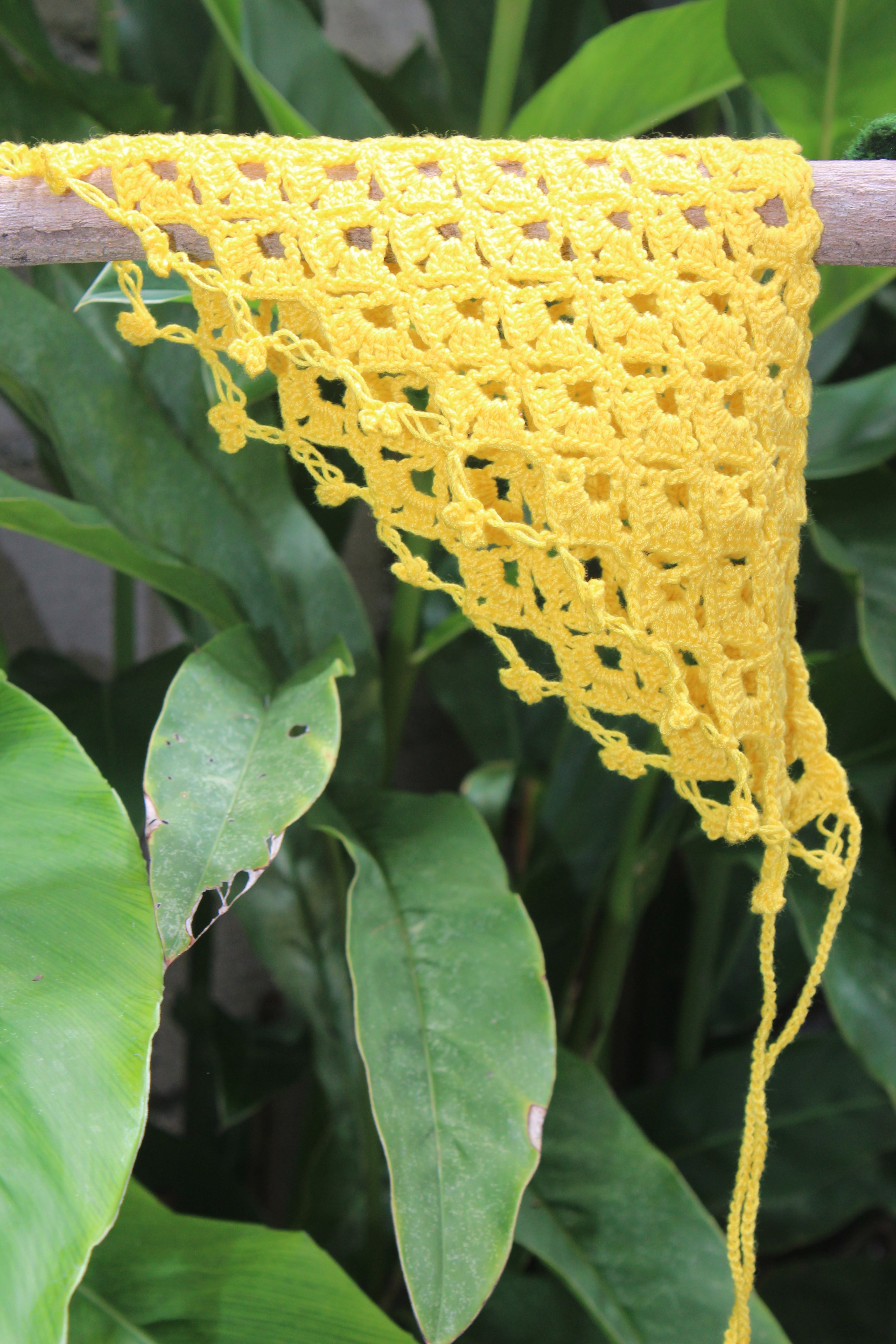 Banana sunbeam headscarf