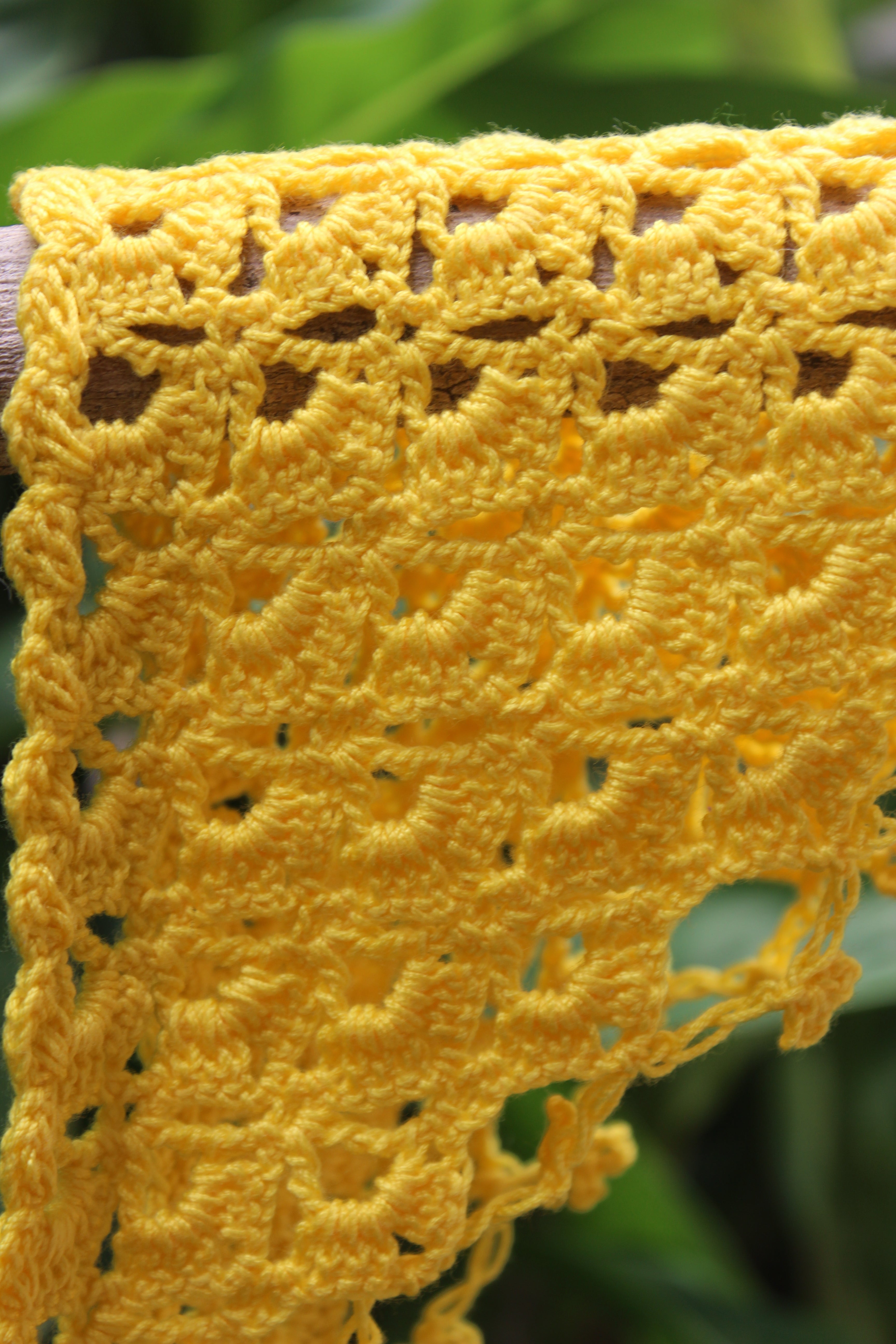 Banana sunbeam headscarf