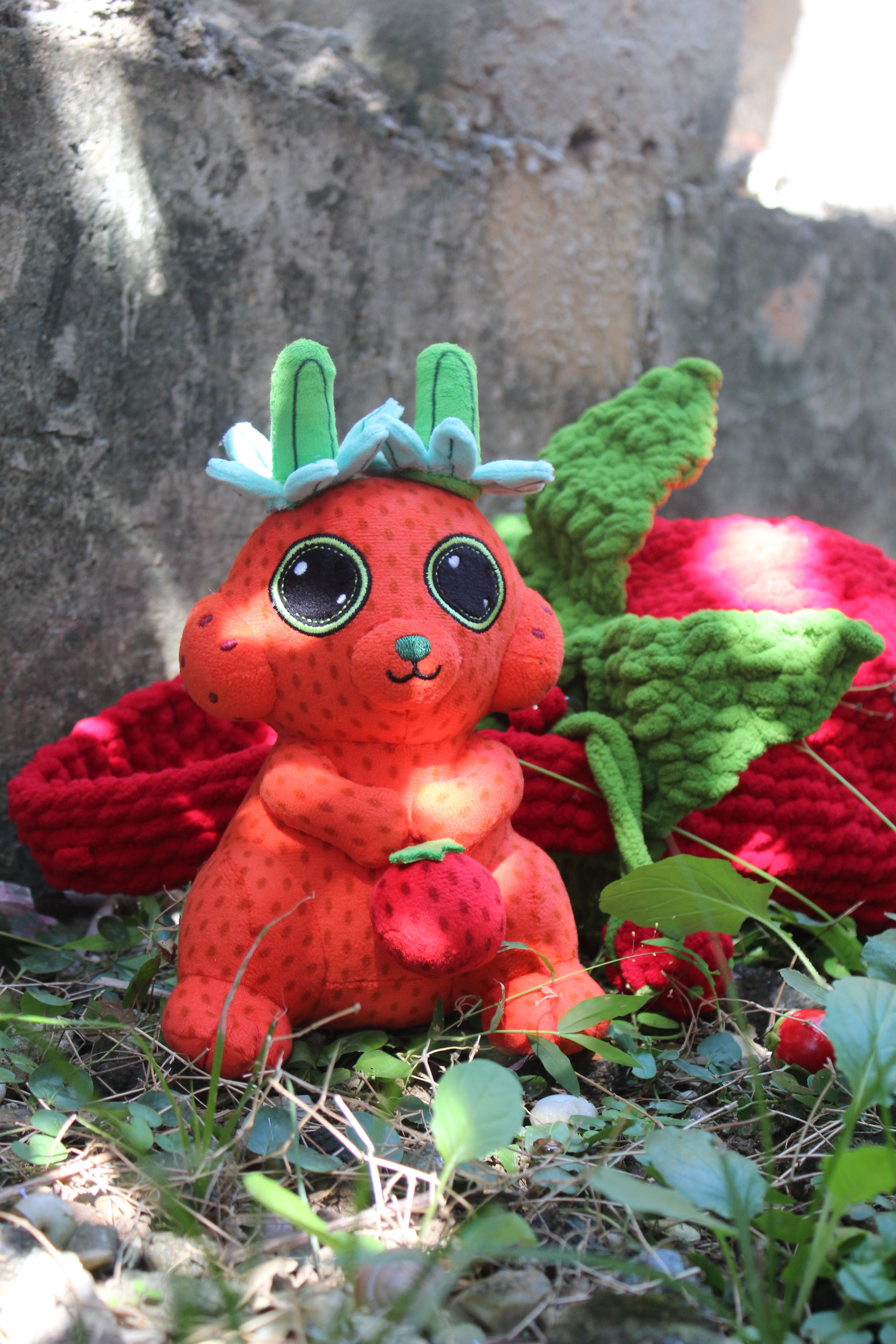 Flower the Strawbunny (pre order)